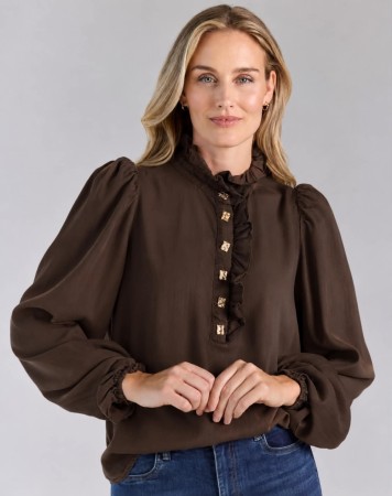 VANDA LYOCELL BROWN